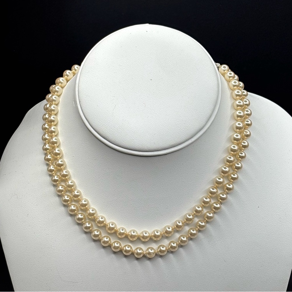 Vintage Crown Trifari Double Strand Pearl Rhinestone Necklace